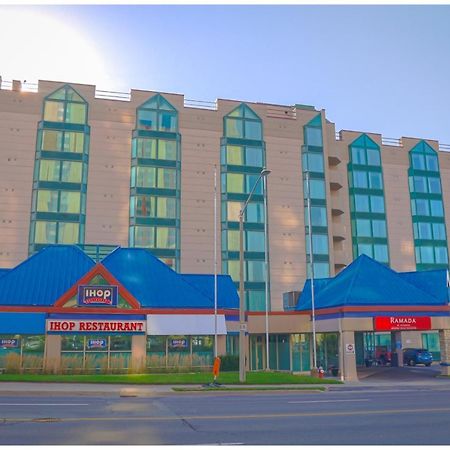 Ramada By Wyndham Niagara Falls/Fallsview Zewnętrze zdjęcie