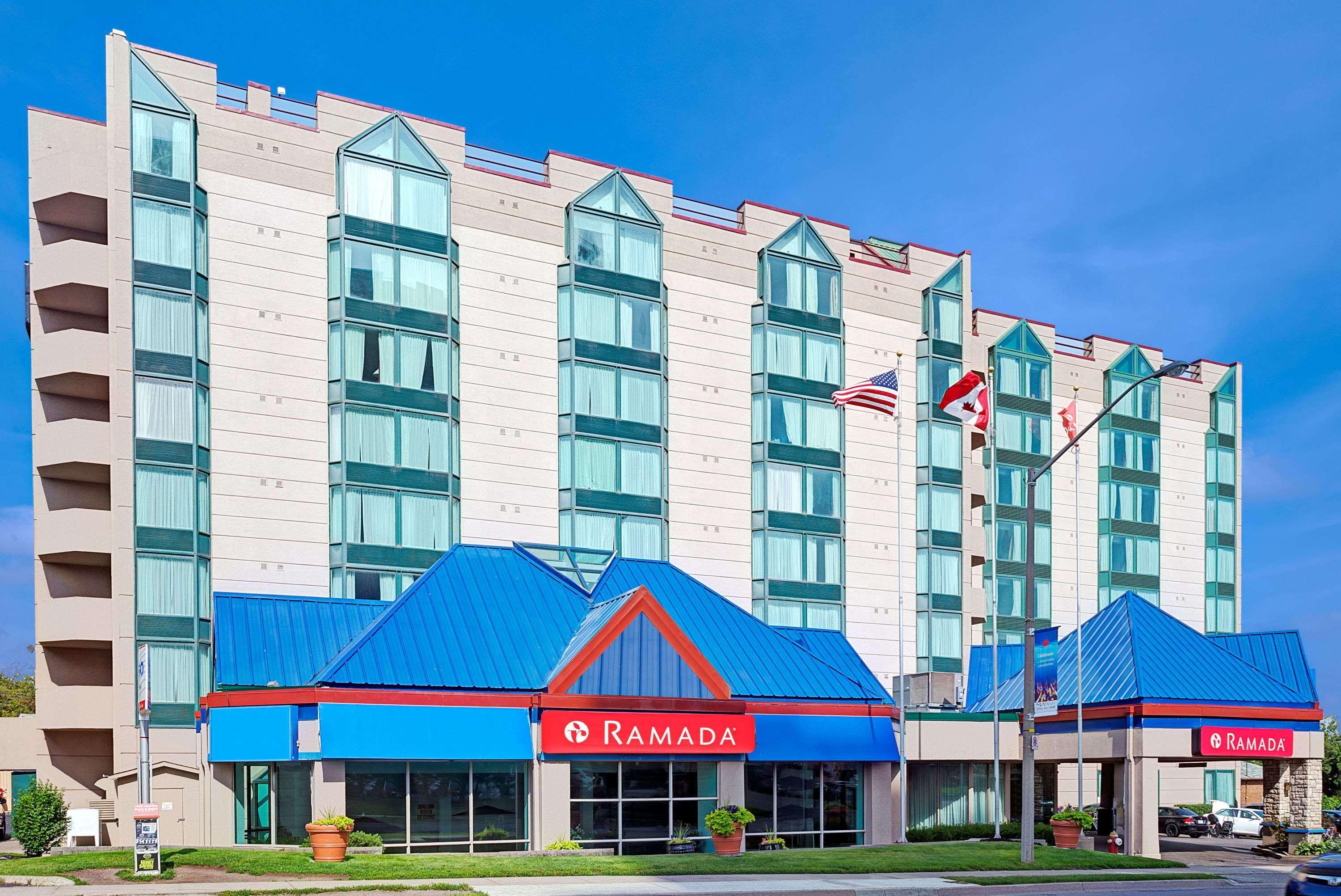 Ramada By Wyndham Niagara Falls/Fallsview Zewnętrze zdjęcie