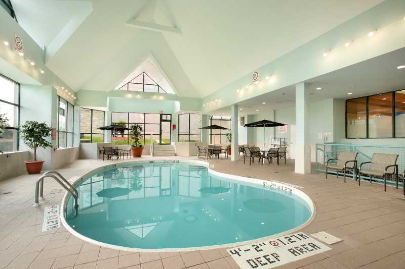 Ramada By Wyndham Niagara Falls/Fallsview Zewnętrze zdjęcie